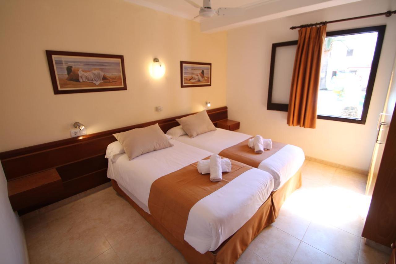 Apartaments Talayot Cala'N Blanes  Dış mekan fotoğraf